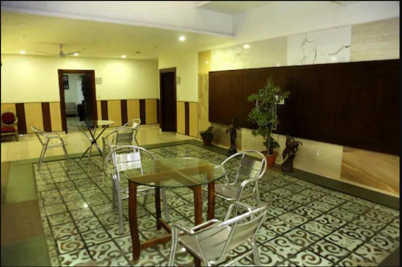 Hotel Ng Paradise Jagadhri Экстерьер фото