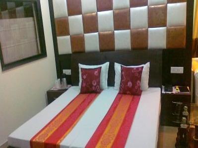 Hotel Ng Paradise Jagadhri Экстерьер фото